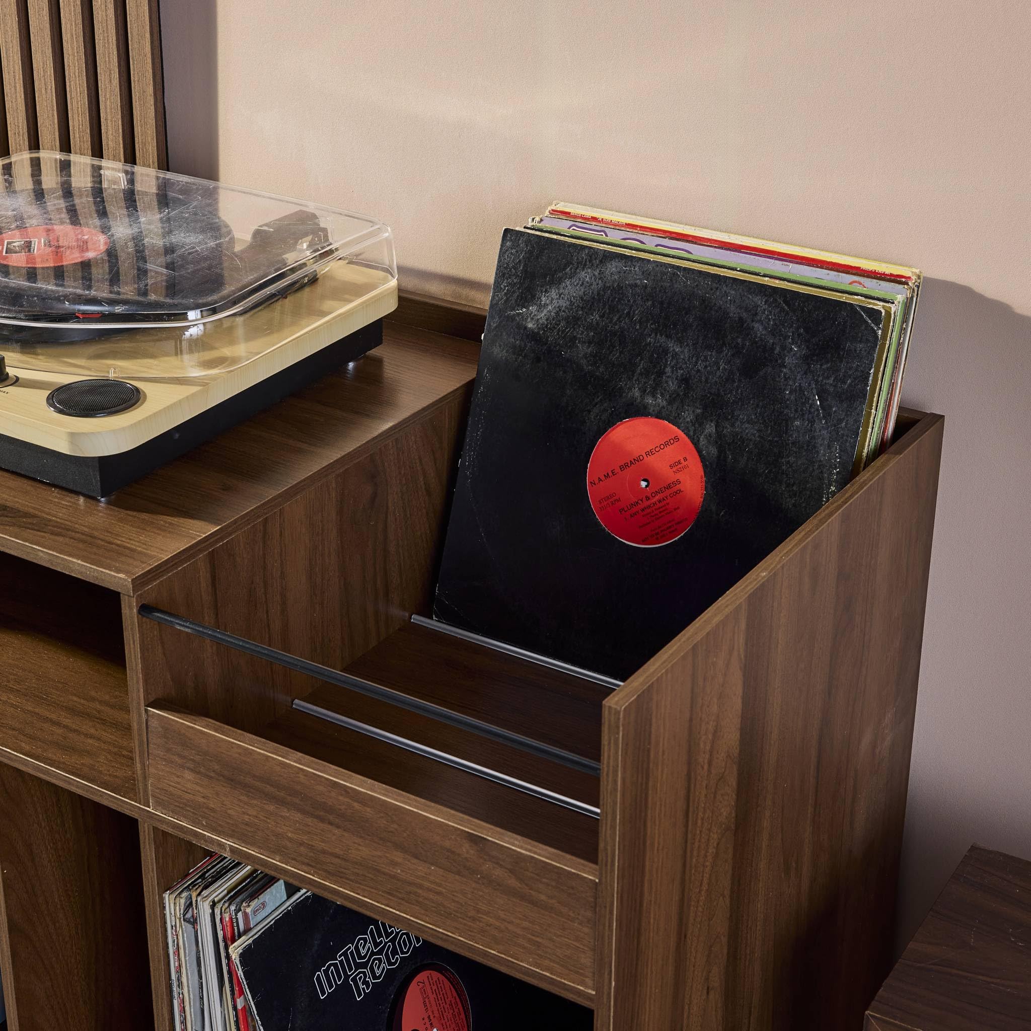 sweeek - Meuble Vinyle Vintage Effet Bois. Népal. L 100 x l 48 x H 81.5cm