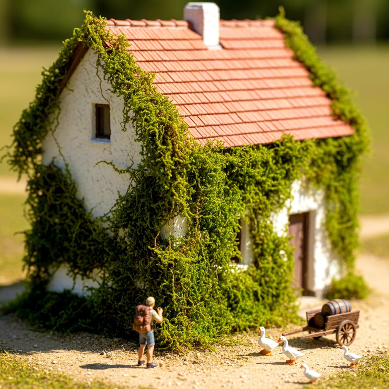 Warmtree Realistic Miniature Vines Simulation Vine Miniature Plants for DIY Mini Model Railway Fairy Garden Architecture Diorama Supplies Scenery Landscape Layout (Light Green)