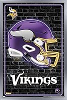 Vista 10 de Trends International NFL Minnesota Vikings - Póster de pared con casco neón 23, 22.4 pulgadas de largo x 14.7 pulgadas, versión enmarcada en madera