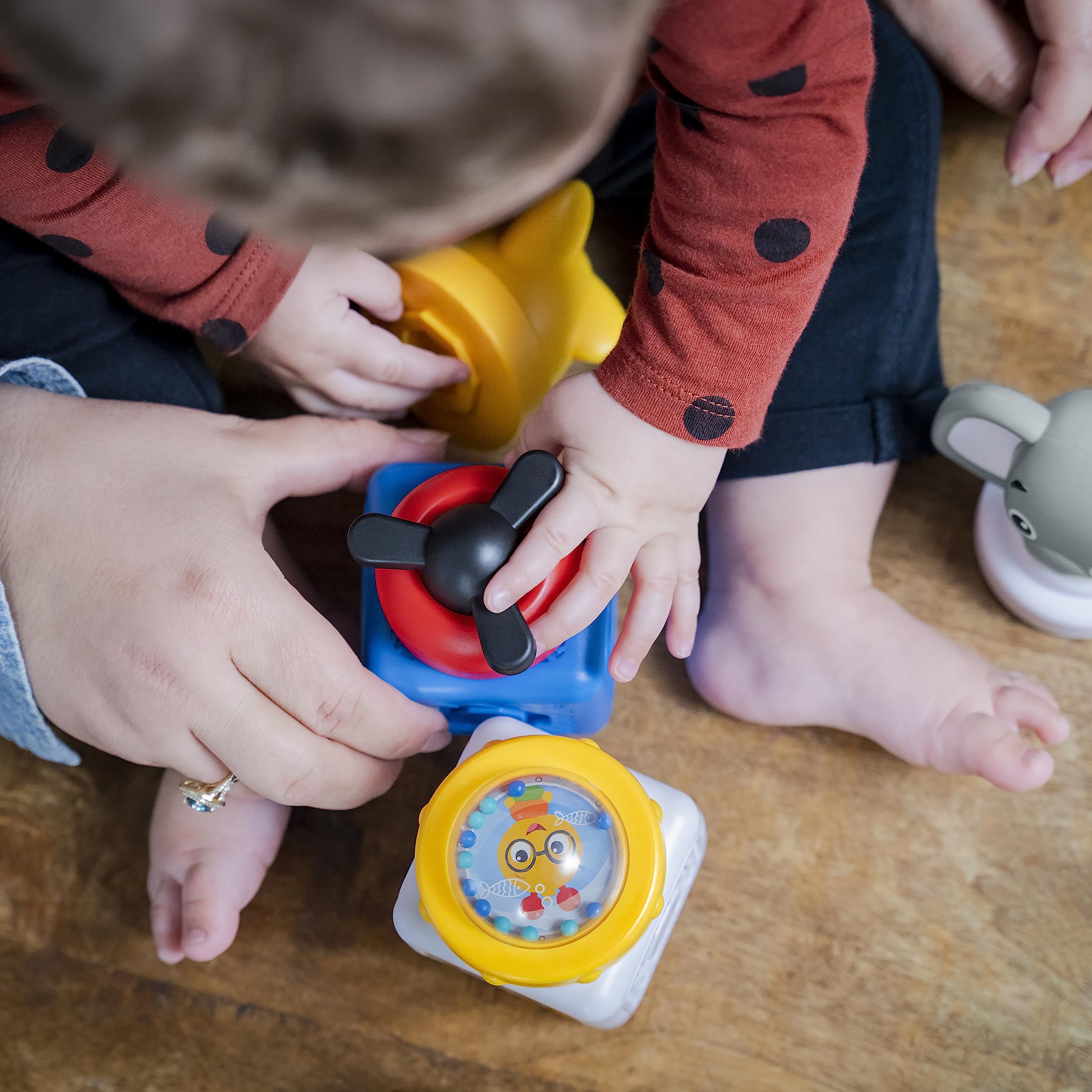 Podłączane kostki magnetyczne Dive & Soar od Baby Einstein, dzieci od 6 miesięcy, 11 sztuk, 12817