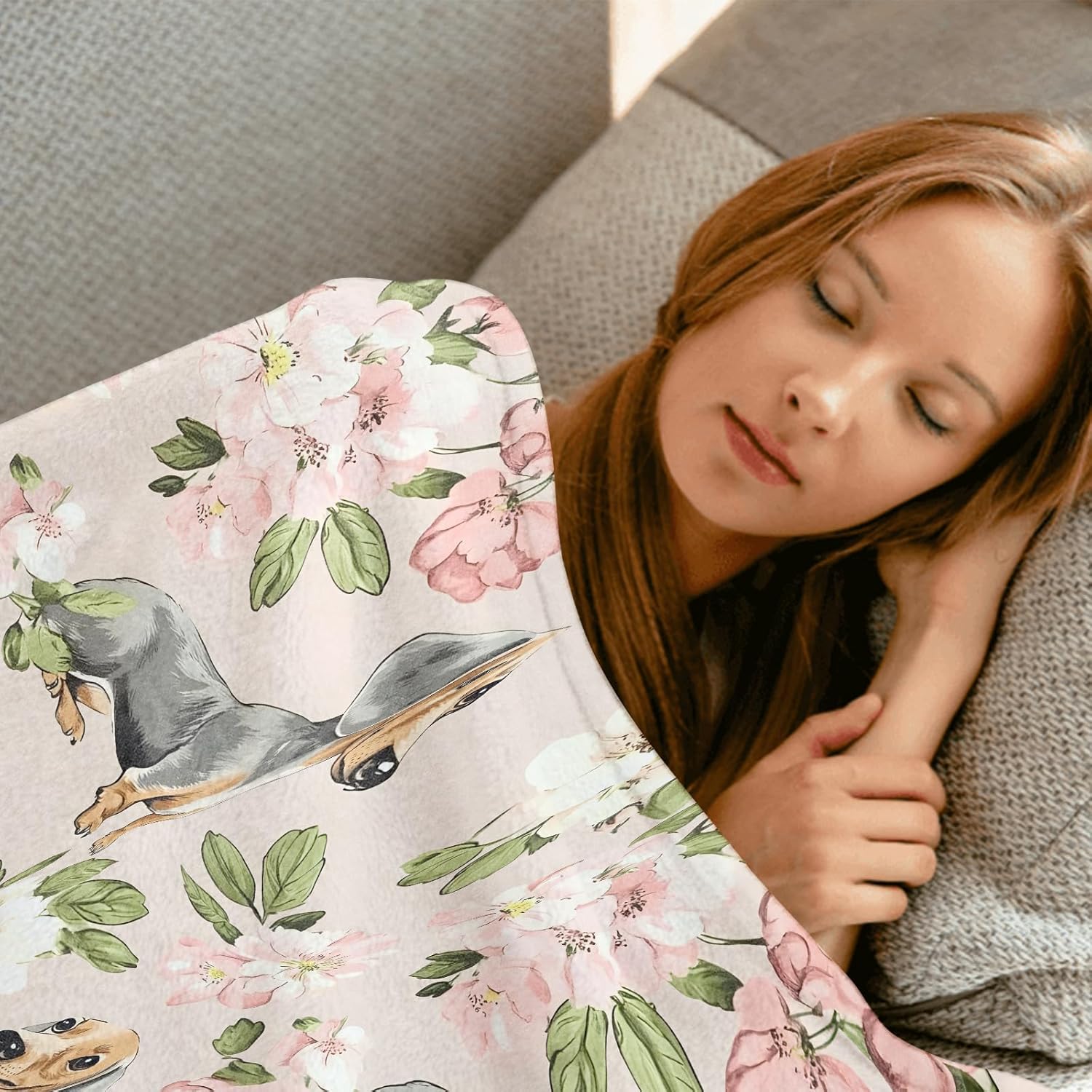 Dachshund and Floral Throw Blanket,50x60in,Soft,Lightweight Flannel,Weiner Dog Lovers,Adorable Puppy Blankets - Gifts for Kids Boys Girls,for Couch Office Travel,Home Living Room Decor - Image 4
