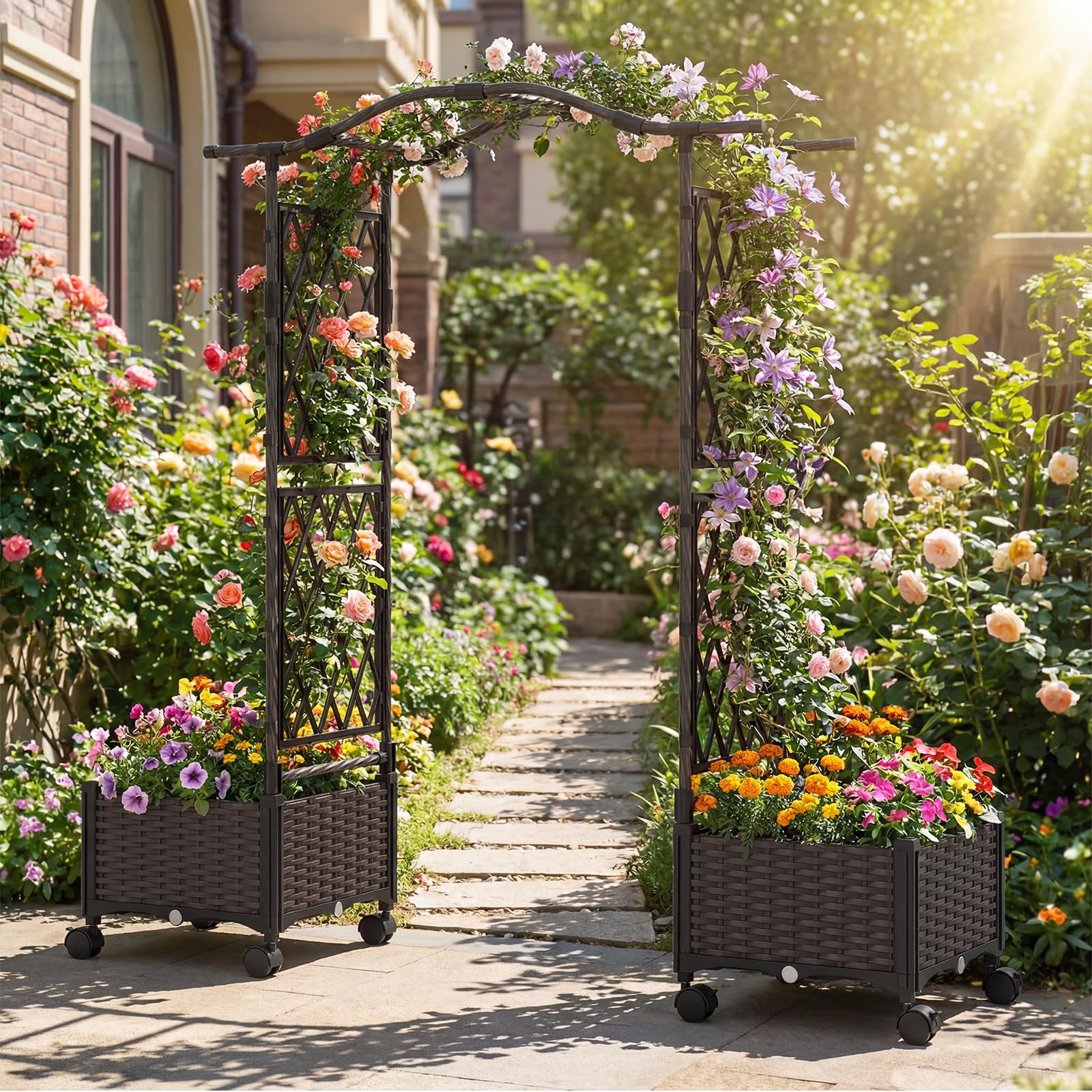 RELAX4LIFE Arco Jardín con 2 Macetas, Sistema Auto-Riego y Ruedas, Jardineras Exterior Grandes con Arco Superior para Plantas Trepadoras, Flores y Hierbas, Huerto Urbano Terraza con Enrejado (Marrón)