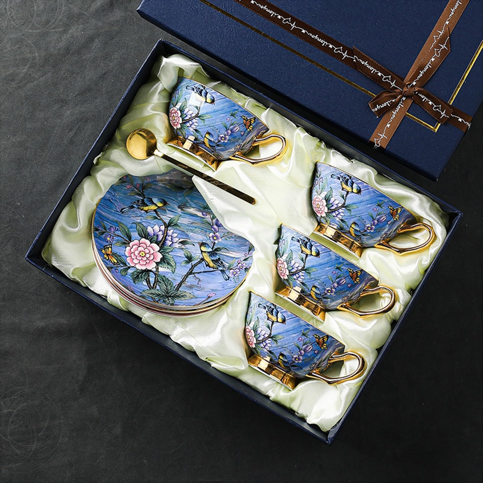 Zestaw filiżanek i spodków z porcelany kostnej w stylu euro, filiżanka do kawy z porcelany kostnej z łyżeczką i spodkiem, ceramiczna filiżanka do kawy dla kobiet herbata przyjęcie lub prezent