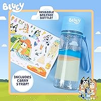 Vista 4 de Bluey Decora tu propia botella de agua, calcomanías reposicionables, ideal para fiestas de cumpleaños Bluetooth, deportes de verano y más, botella