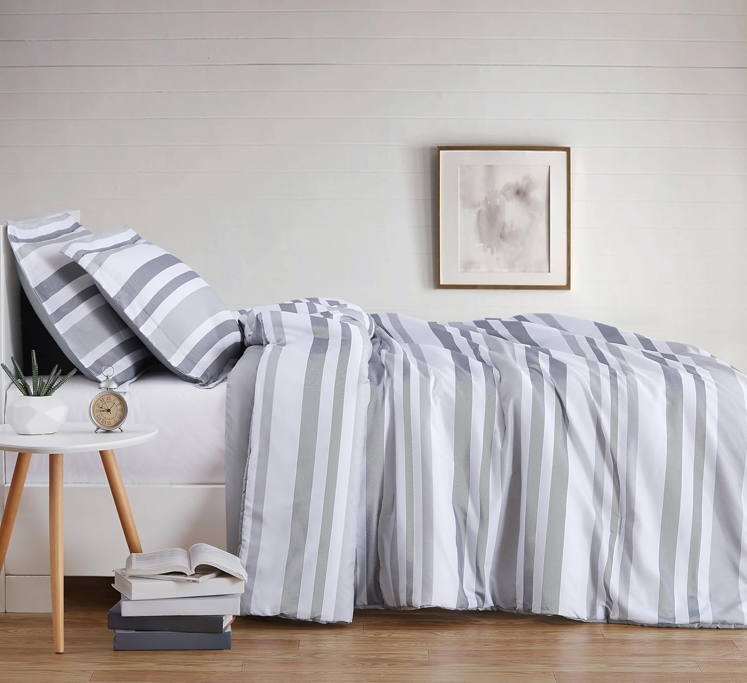 TRULY SOFT Curtis Stripe White and Grey Polyester 3-Piece Full/Queen Comforter Set, Stripe Themed, for Men and Women, Oeko-TEX Certified Confidence