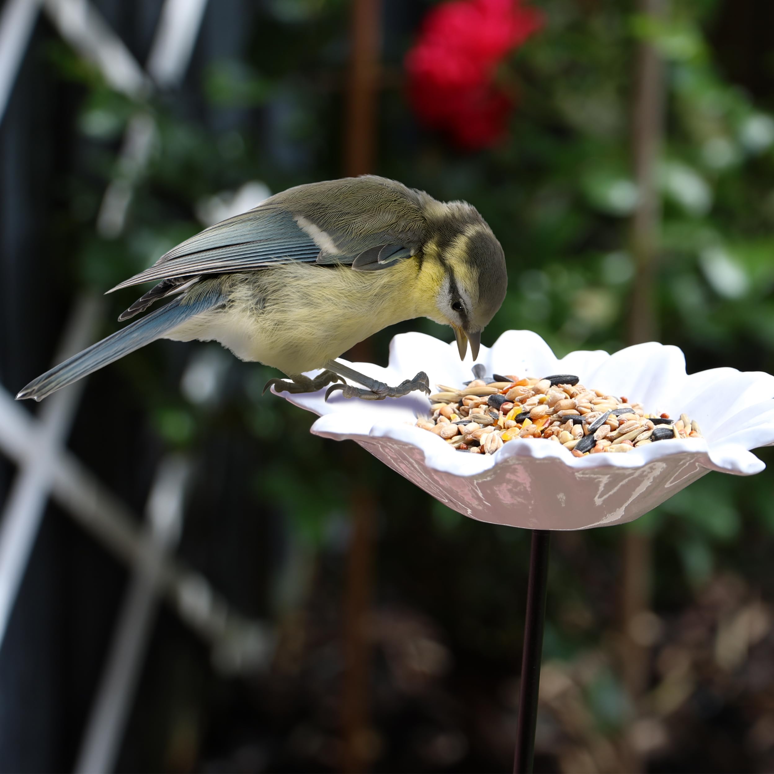DIVCHI Vogelfutterspender – Freistehende Futterstation Mit Blumen-Design, Für Garten, 2 Stück, Gelb