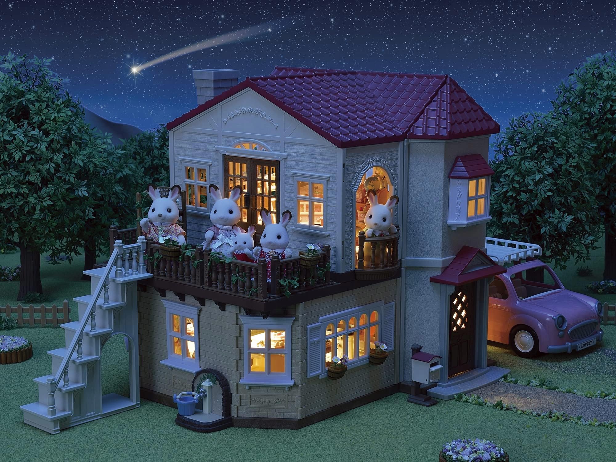 Sylvanian Families - La grande maison éclairée et sa pièce secrète - Maison avec + 10 accessoires - Plongez dans l'univers de la famille Sylvanian - Figurines miniatures - Jouet enfant 3 ans - 5716