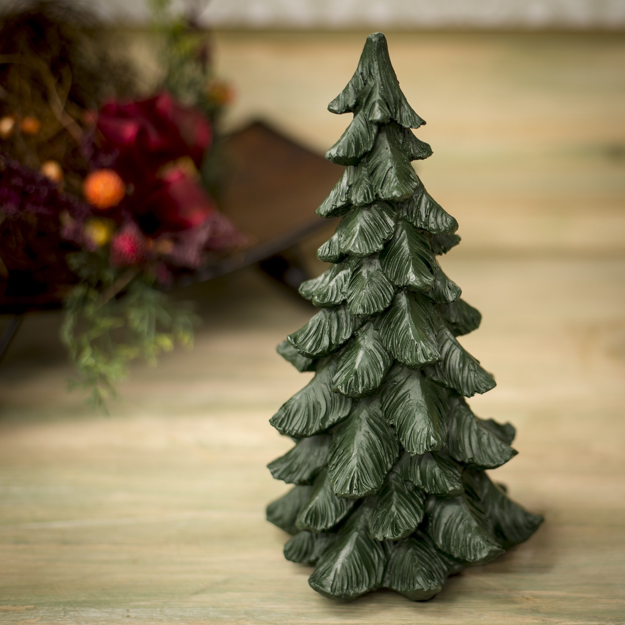 Amazon.com: Slifka Sales Company 8 Inch Tall Resin Tabletop Spruce