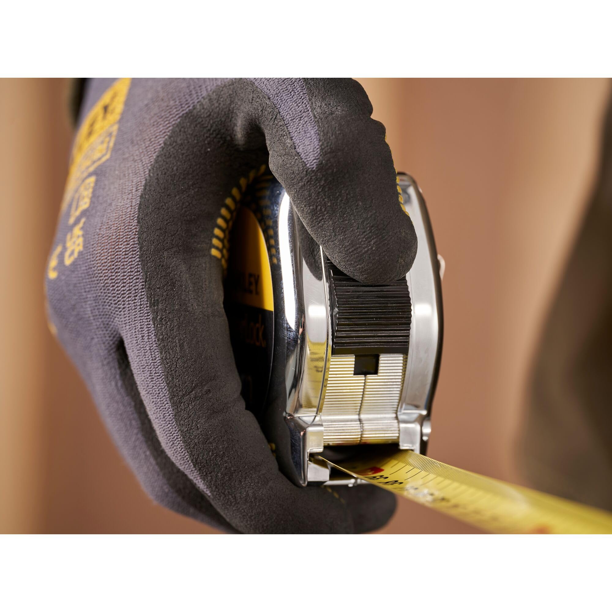 STANLEY 0-33-198 Mesure 8 M X 25 Mm Powerlock Classic Fabriqué En France - Ruban Large - Revêtement Blade Armor Et Mylar - Crochet 3 Rivets - Boitier Abs Antichoc - Blocage De Ruban
