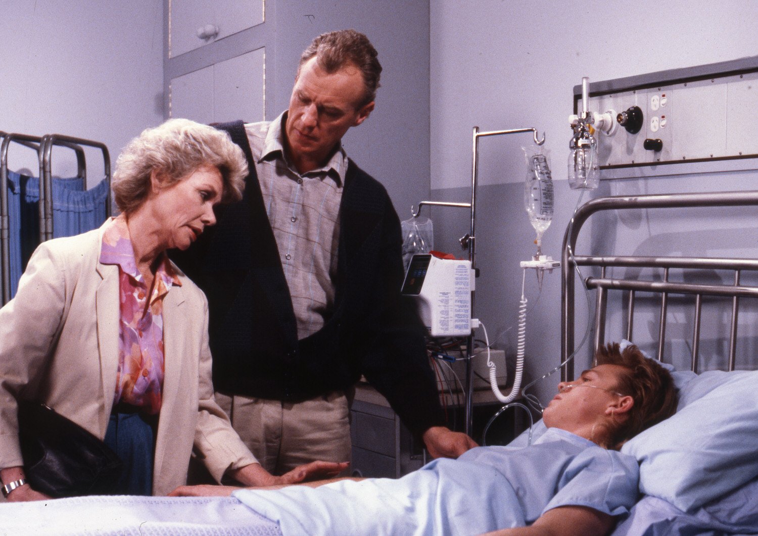 Nachbarn/Neighbours Big Box 1: Episoden 1-60 + 6 Star-Episoden (Fernsehjuwelen) [12 DVDs]