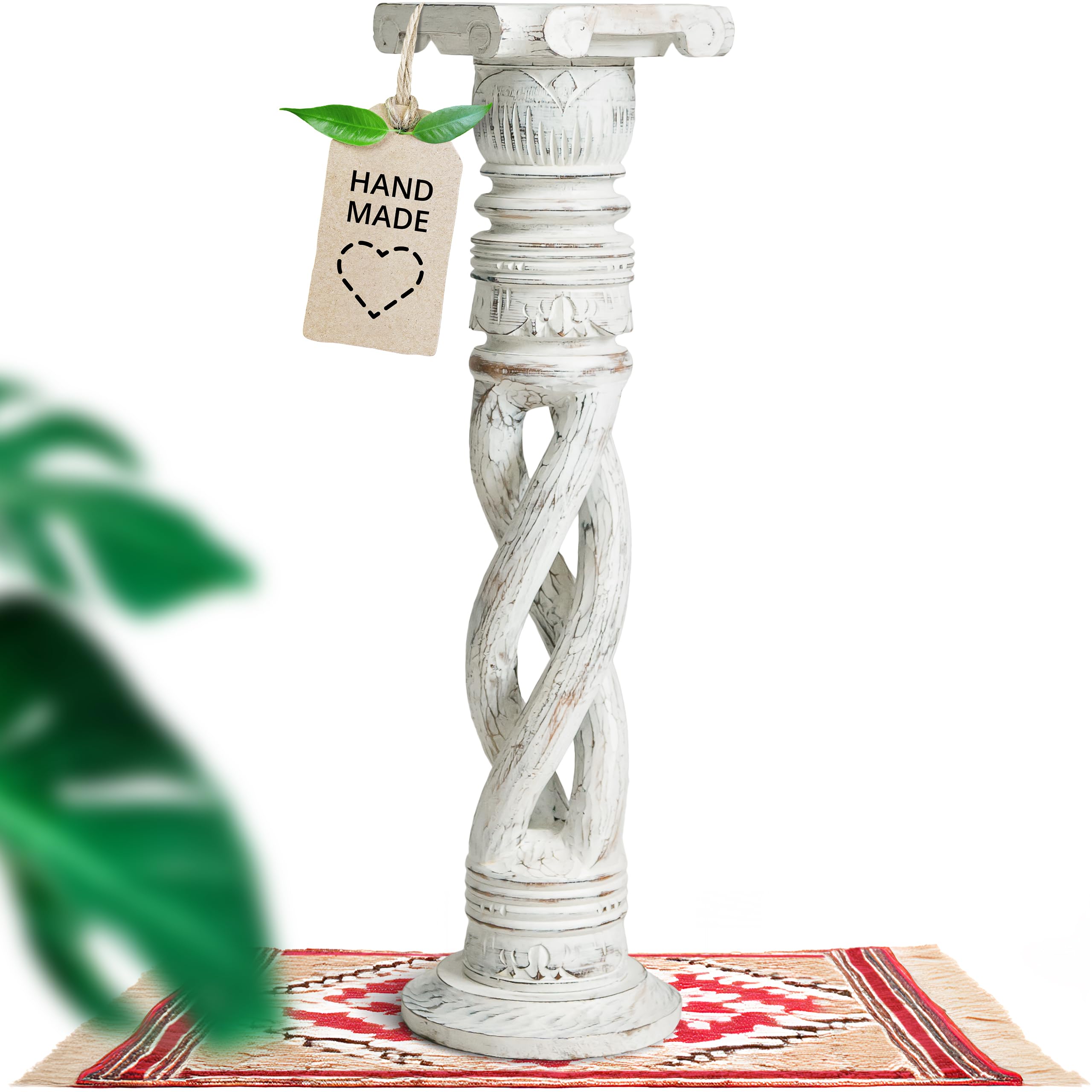 Colonne en bois de Bali pour sublimer une entrée avec vos plantes