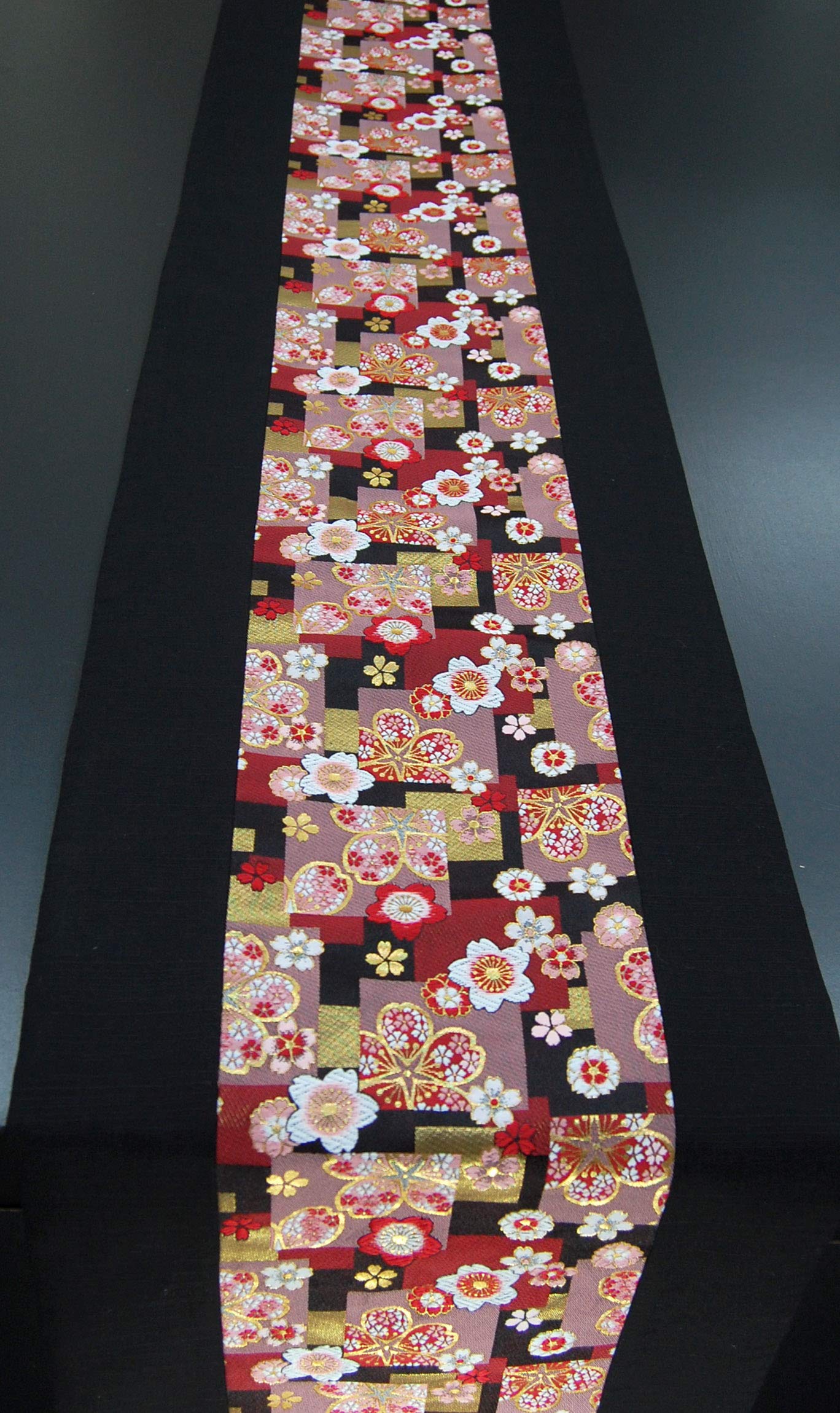 Amazon｜和風 着物帯 テーブルランナー 150×30cm 金襴織 リバーシブル