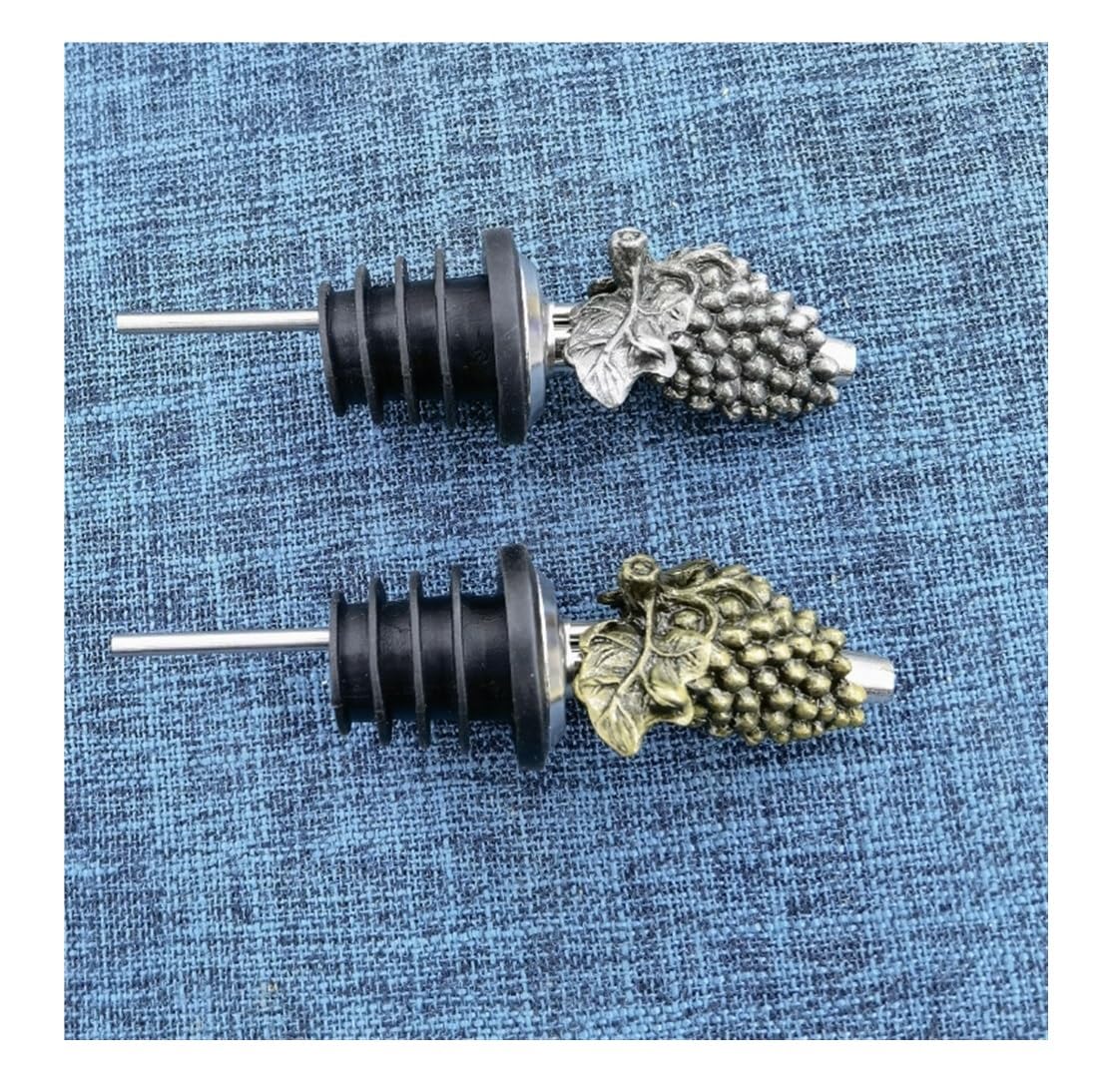 Verseur pour Bouteilles De Vin 2pcs Vintage Métal Bouteille De Vin Champagne Verseur Bouchon Raisin en Forme Bouchons Outils pour Vin