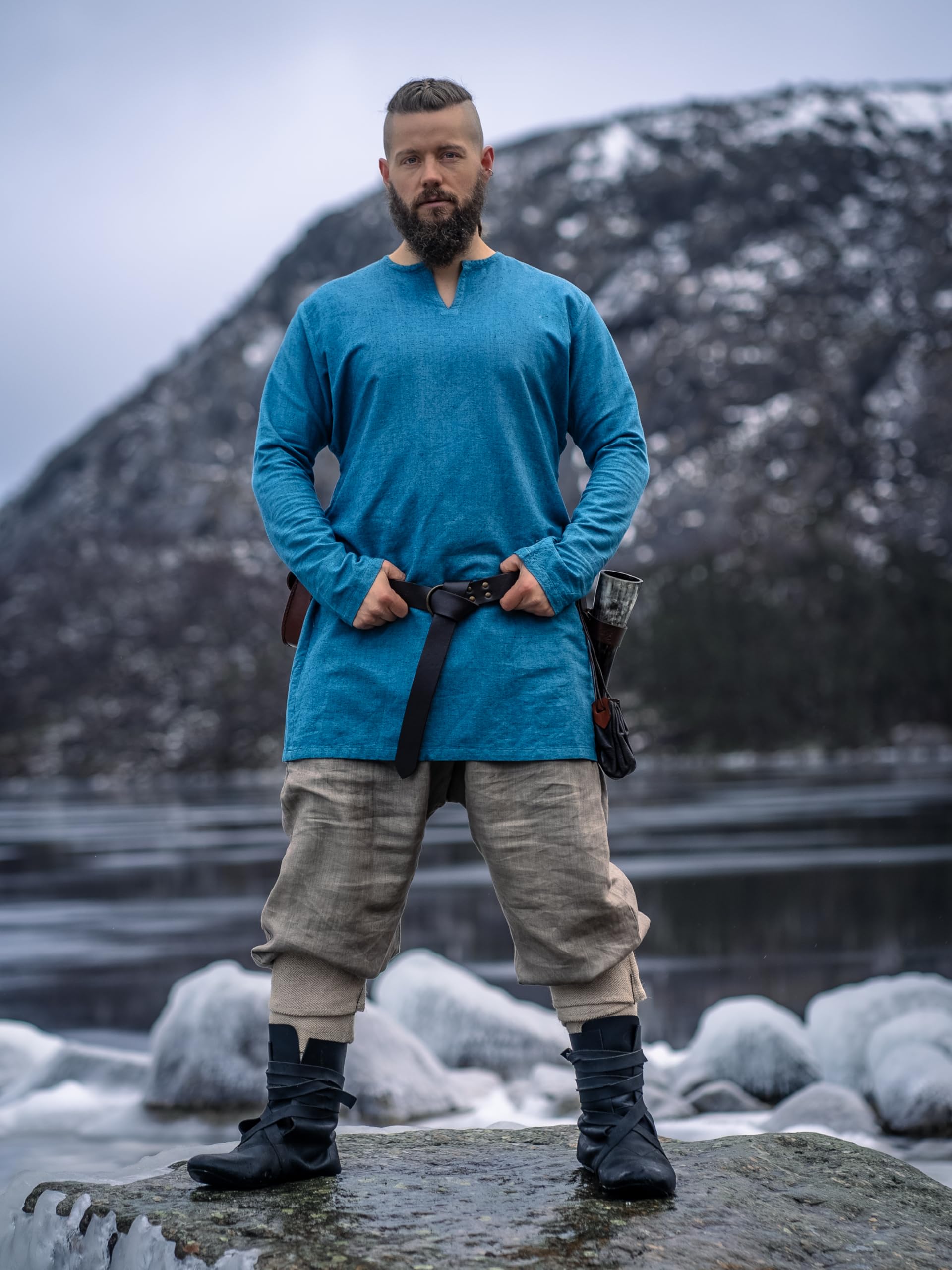 Leonardo Carbone® Ragnar lniana tunika Wikingów – średniowieczna odzież, lniana koszula męska, koszula rekreacyjna z długim rękawem, kostium karnawałowy, tunika wikingów, odzież LARP - 100% len
