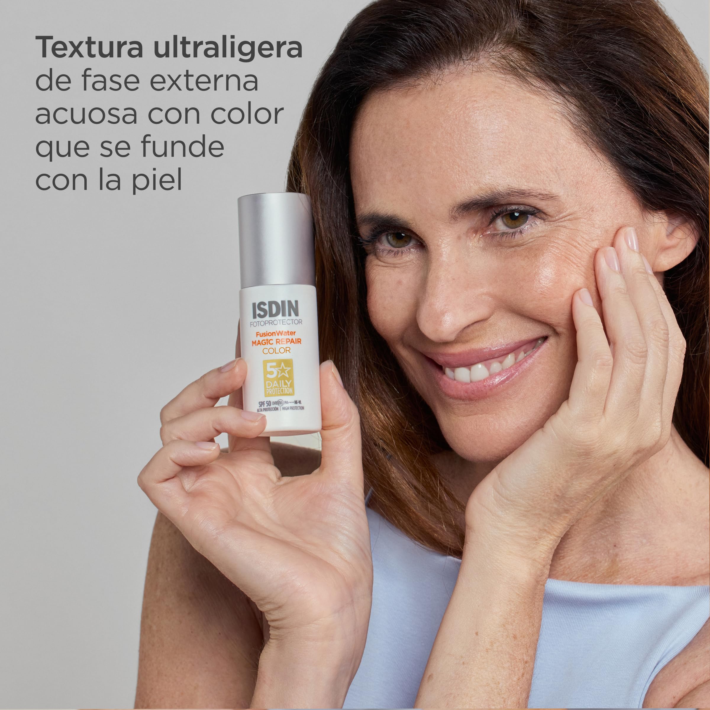 ISDIN Foto Protector Magic Repair Fusion Water Color SPF 50 - Protector solar facial con color de fase acuosa, triple acción anti-fotoenvejecimiento, 50 ml