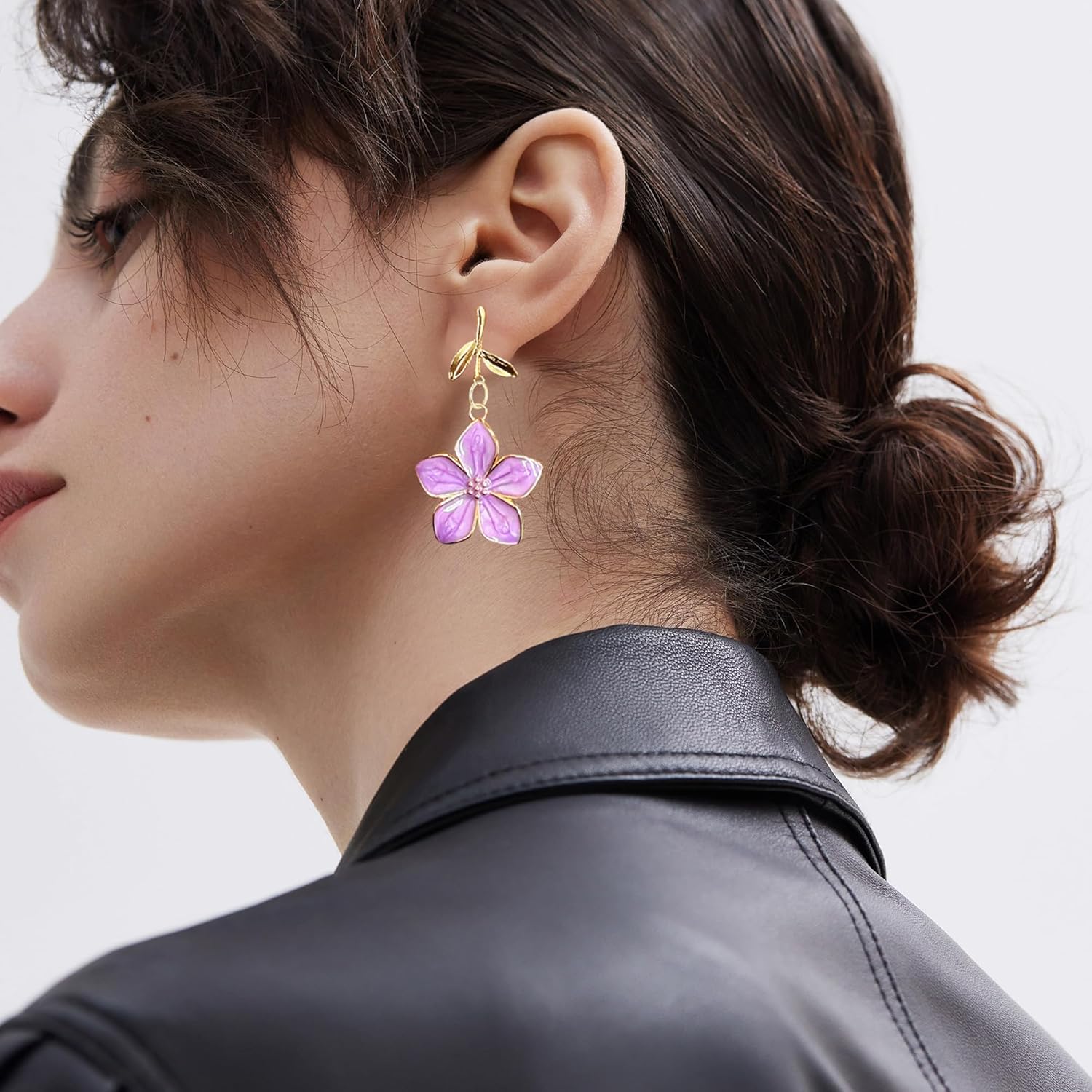 GBAHFY Alloy Flower Stud Earrings with Gold Leaf Design Hypoallergenic Jewelry for Women Lightweight Floral Ear Studs - Image 2