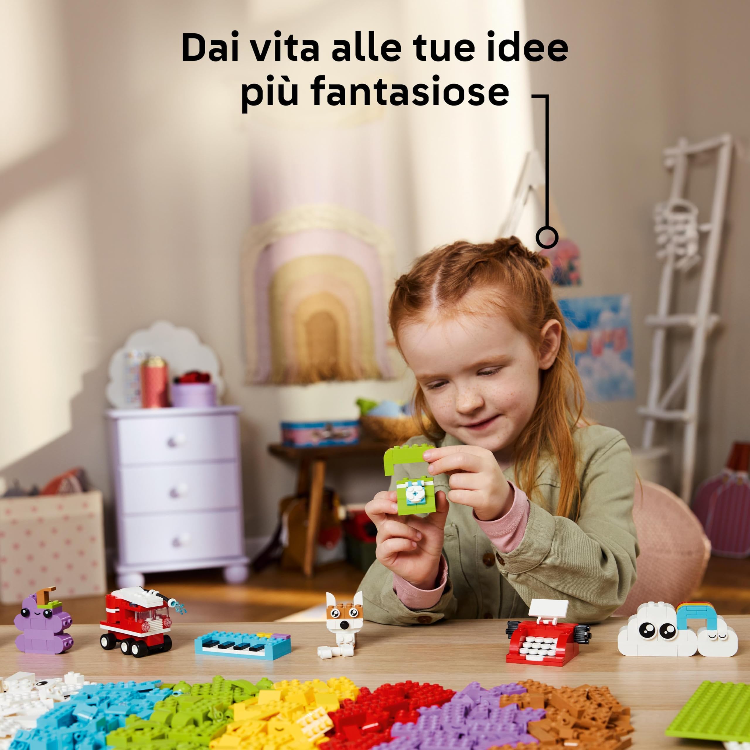 LEGO Classic Scatola Creativa Build-and-Play - Mattoncini Colorati per Costruire Casa, Cane Giocattolo, Camion dei Pompieri, Tastiera e Altro - Giochi Creativi per Bambini e Bambine da 5 Anni - 11044