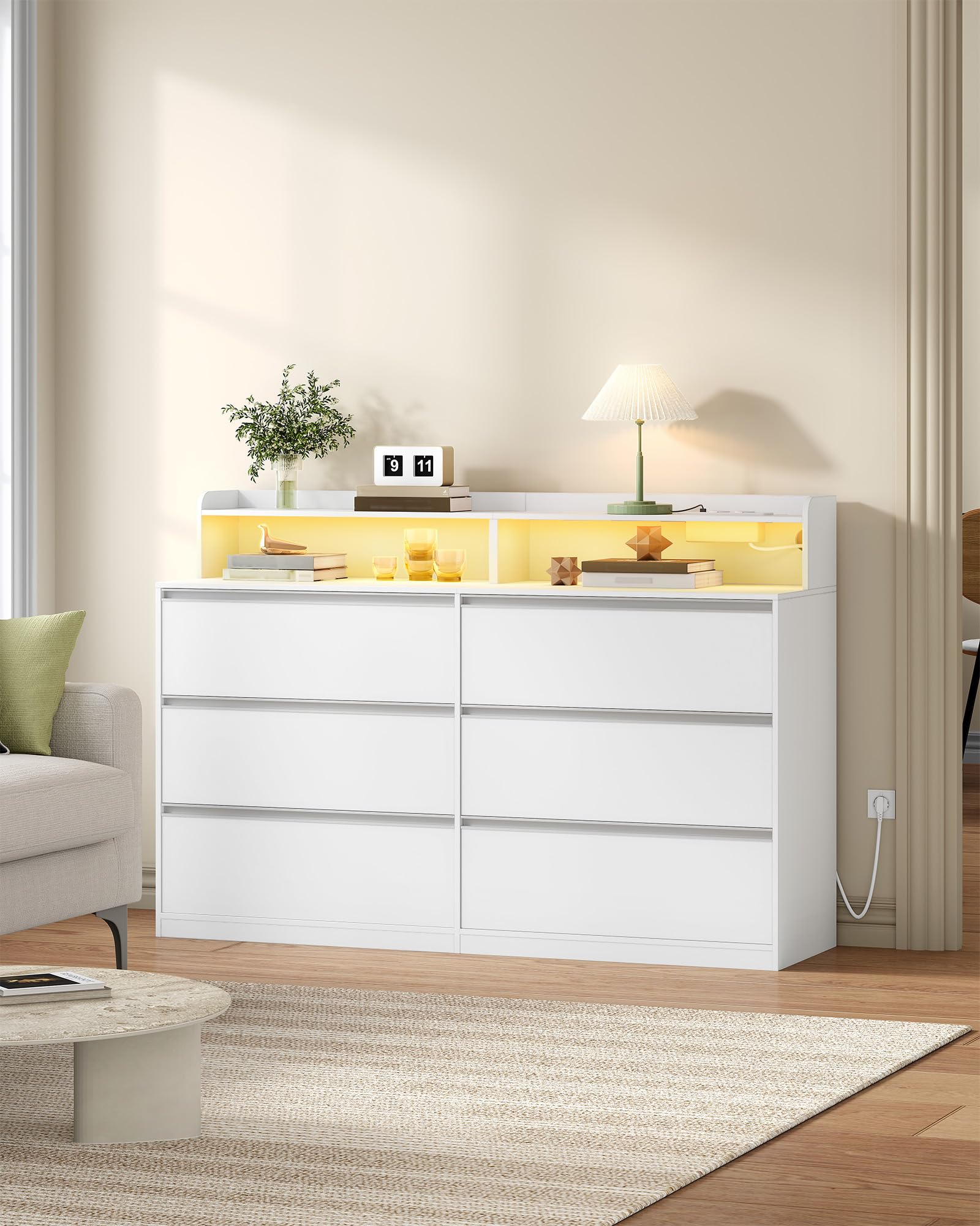 Hzuaner Cassettiera con LED e Presa Multipla, Mobile con Cassett, 6 Cassetti, Piano Superiore Portaoggetti sulla Cassettiera, per Camera da letto, Armadio e Ingresso 40 x 140 x 95 cm Bianco 1214003XEU