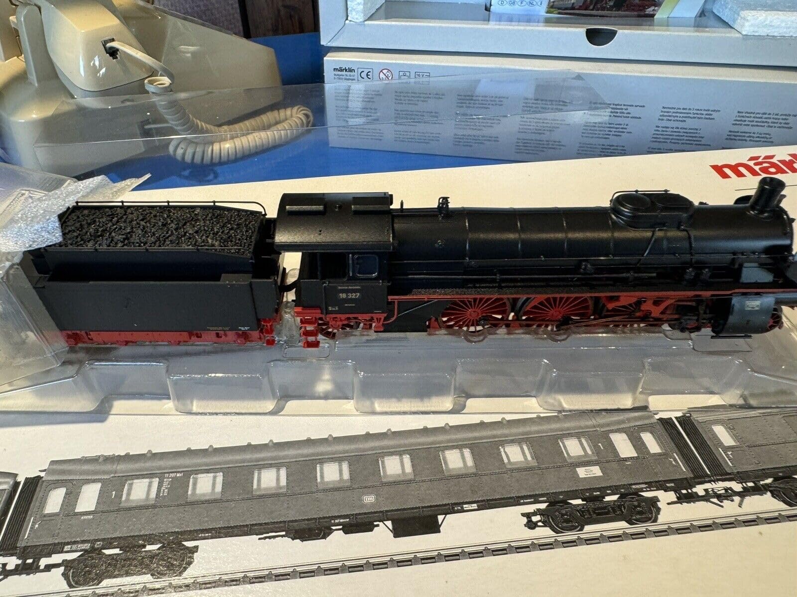 Märklin H0 - Coffret - Diverses locomotives, voitures et