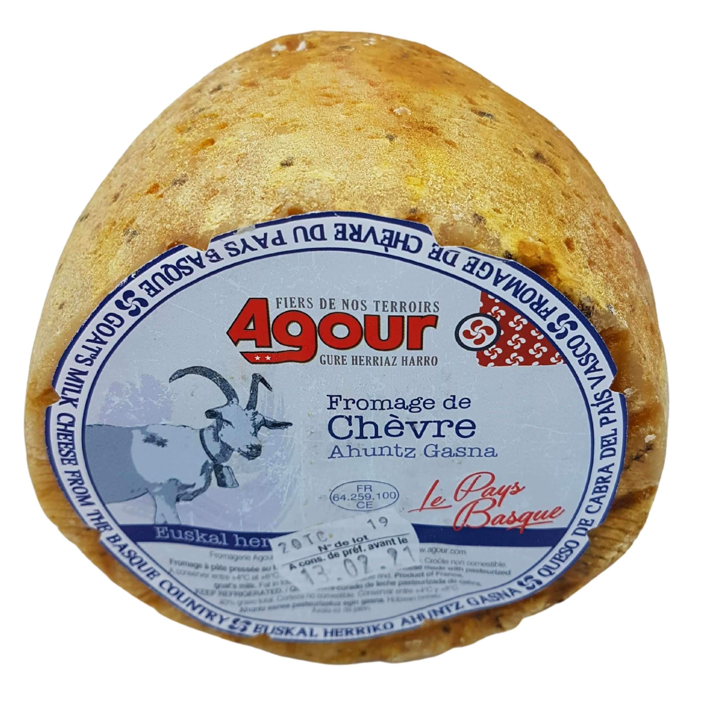 Queso de Cabra del País Vasco Frances - Peso Aproximado 800 gramos - Elaborado por el respetado AGOUR, uno de los productores más laureados de todo el mundo en el World Cheese Awards