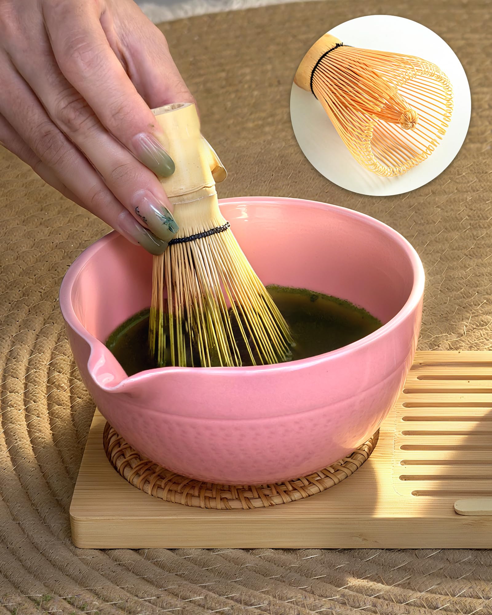 Rosa Matcha Kit con Frusta, 5 Pezzi Macha Tea Kit, Completo Matcha Whisk Set con pink matcha ciotola con beccuccio, frustino bambù(chasen), supporto, setaccio, cucchiaio, Giapponese Matcha Polvere Kit