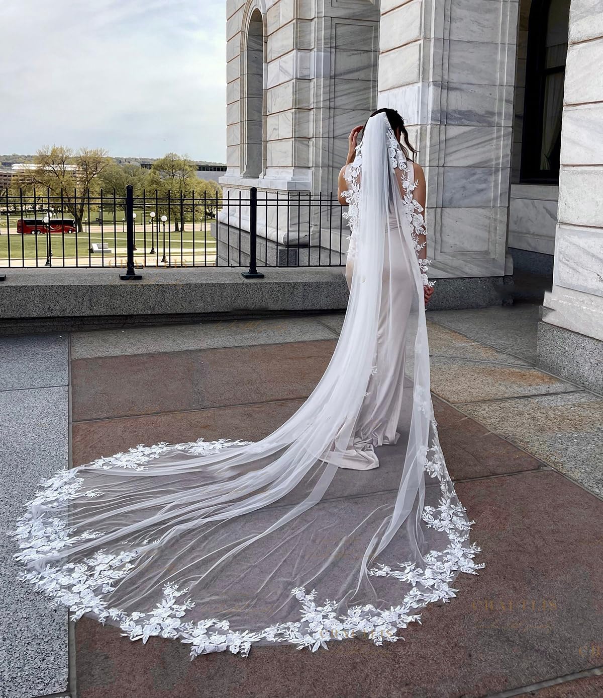 Wedding Veils Lace Flower Cathedral Length Veils with Metal Comb Veil for Bride Bachelorette Party Photoshoot
