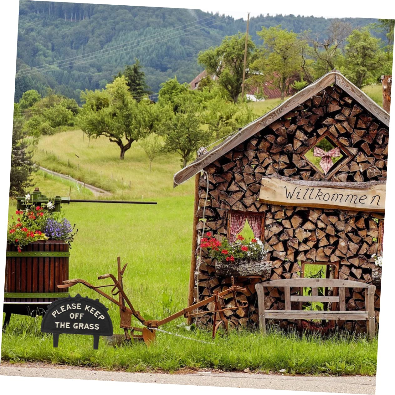 Rasen Warnschild aus Eisen, Schwarz, als Gartendekoration