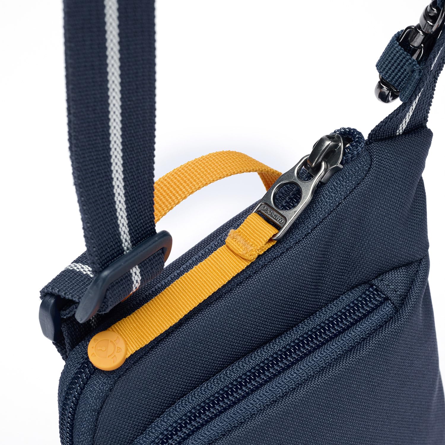 Pacsafe Unisex Go Anti Theft Tech Crossbody, niebieski (Coastal Blue), Błękit przybrzeżny