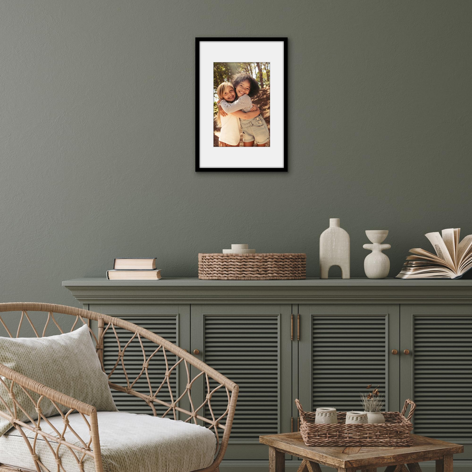 Americanflat Cornice 30x45 cm Nera - Cornice Foto 20x30 cm con Passepartout o 45x30 cm Senza Passepartout - Portafoto con Bordo Sottile in PVC e Pannello Protettivo in Plastica