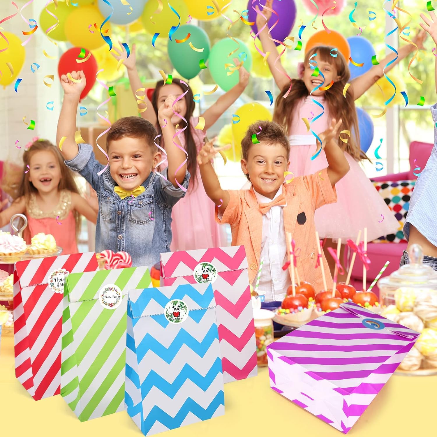 20 Sacchettini Regalo Per Compleanno Bambini | Carta Kraft Colorata Con Pois | 60 Adesivi Inclusi | 24x13x8 Cm