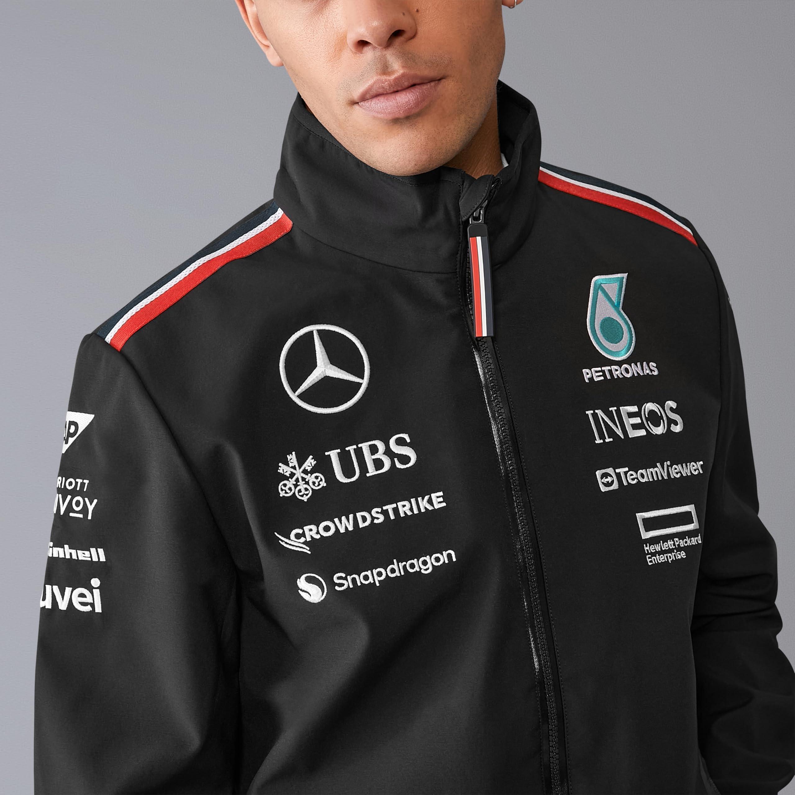 Mercedes AMG Petronas Chaqueta Softshell del equipo F1 2024 para hombre - Negro - Tamaño: XXL