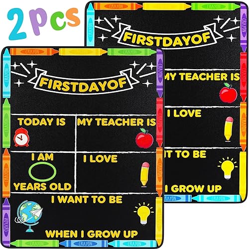 Cartel de primer día de escuela, suministros de pizarra de regreso a clases, letrero de pizarra con texto en inglés "My First Last Day of School",