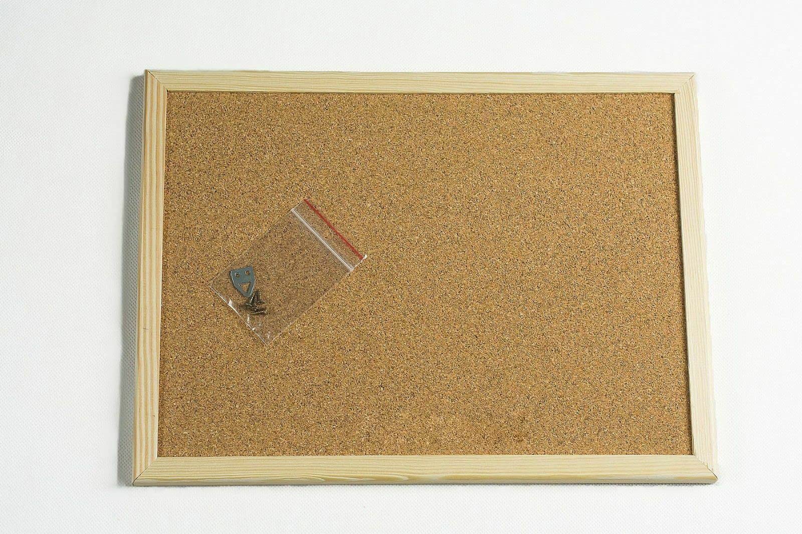 Pinnwand Kork mit Holzrahmen 70x100 cm Korktafel Memoboard ideal für Büro Homeoffice und Küche Korkpinnwand mit Rahmen aus Holz Korkplatte Korkwand cork board