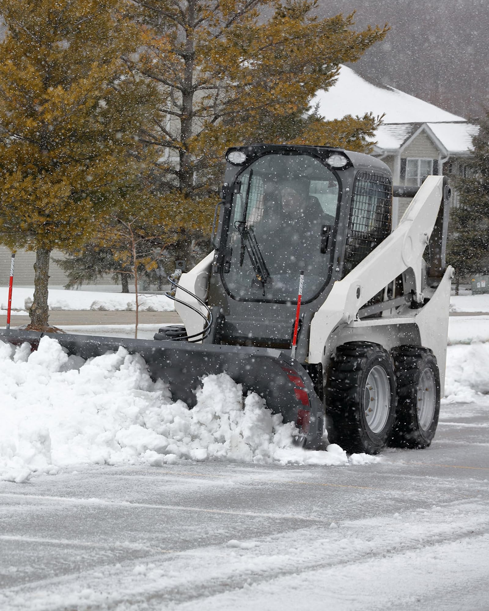 GARVEE 1/2 in Skid Steer Attachment Plate, Universal Quick Attach Adapter Mounting Plate for Bobcat Kubota Tractors