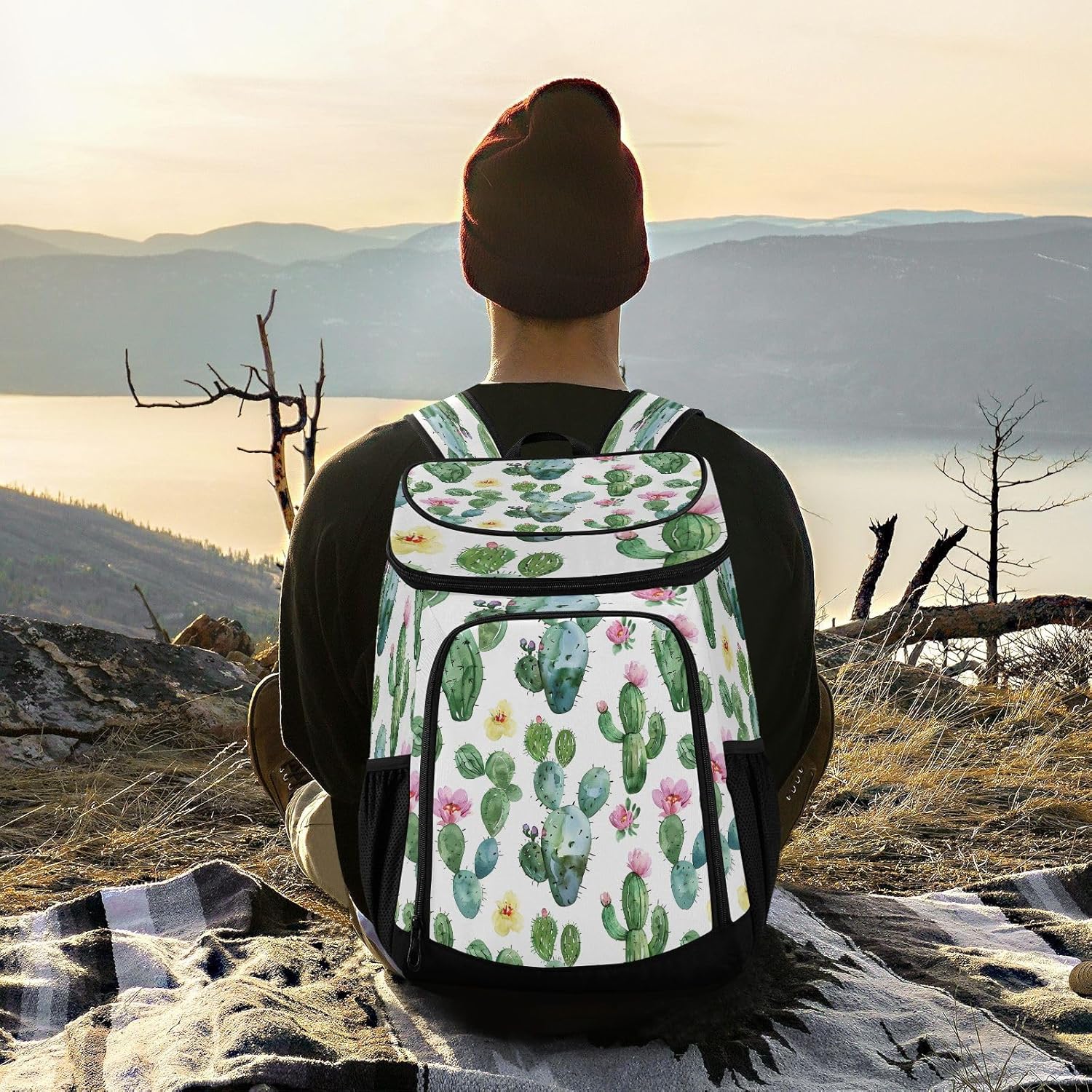 Cute Cactus Cooler Backpack 36 Cans Leakproof Waterproof Backpack Cooler Bag Beach Accessories Travel Camping Fishing Backpack for Women Men