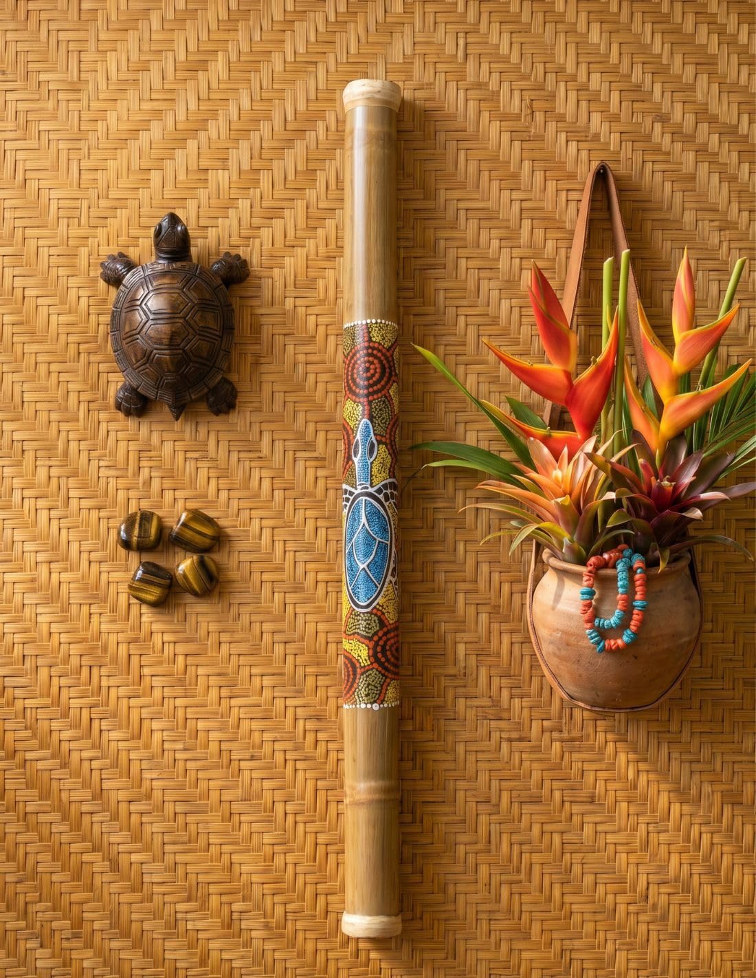 Rainstick, grande bastone della pioggia in bambù, produzione artigianale, con decorazione dipinta a mano, 80 cm