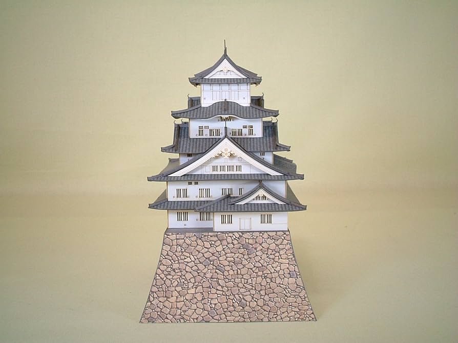 (未使用･未開封品)　さんけい 1/300 名城シリーズ 姫路城 MK04-01 og8985z Amazon.co.jp: さんけい 1/300 名城シリーズ 姫路城 MK04-01