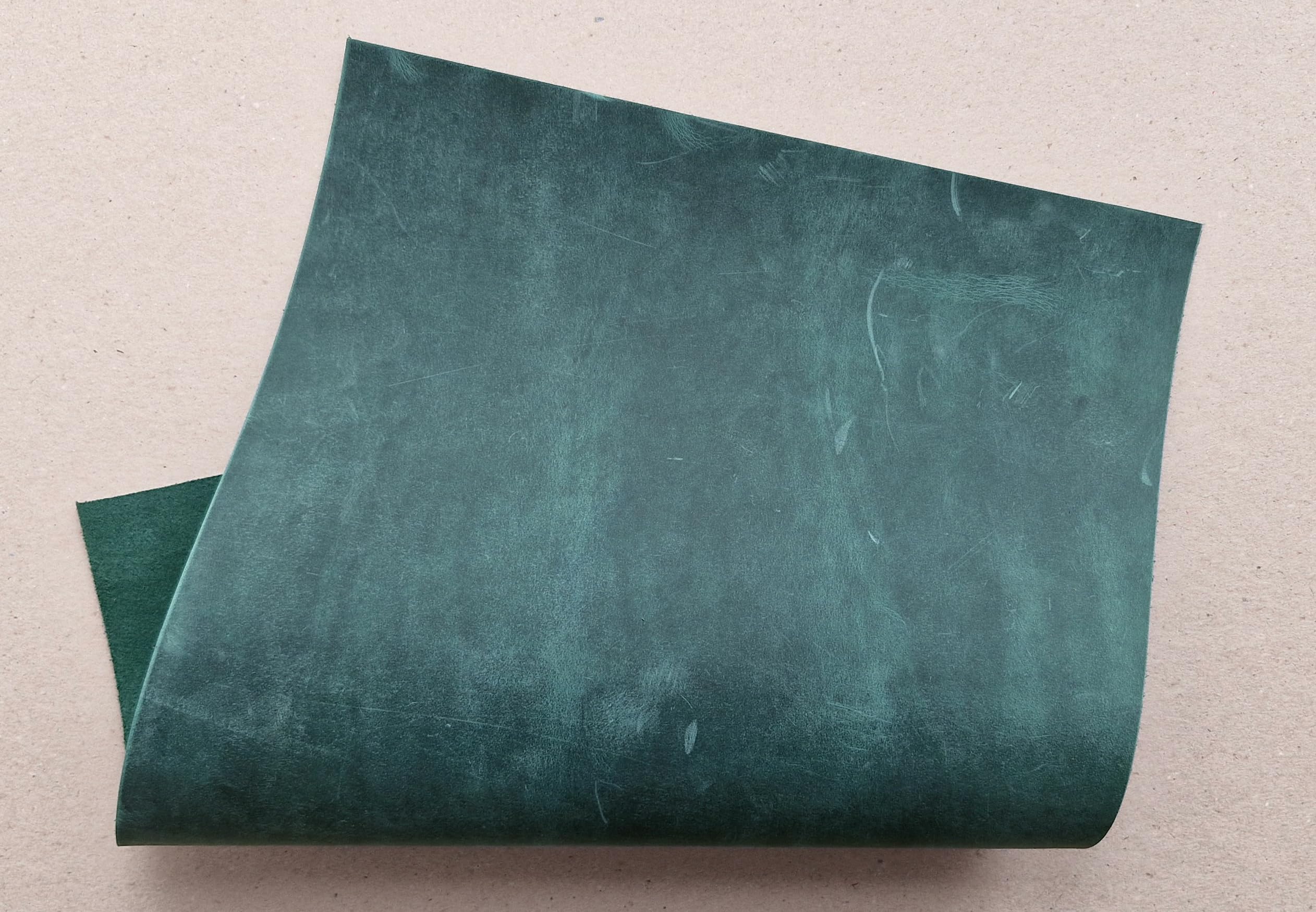 Piel de vacuno de 1,6 mm de grosor para manualidades (A1 (594 x 841 mm), verde, 1)