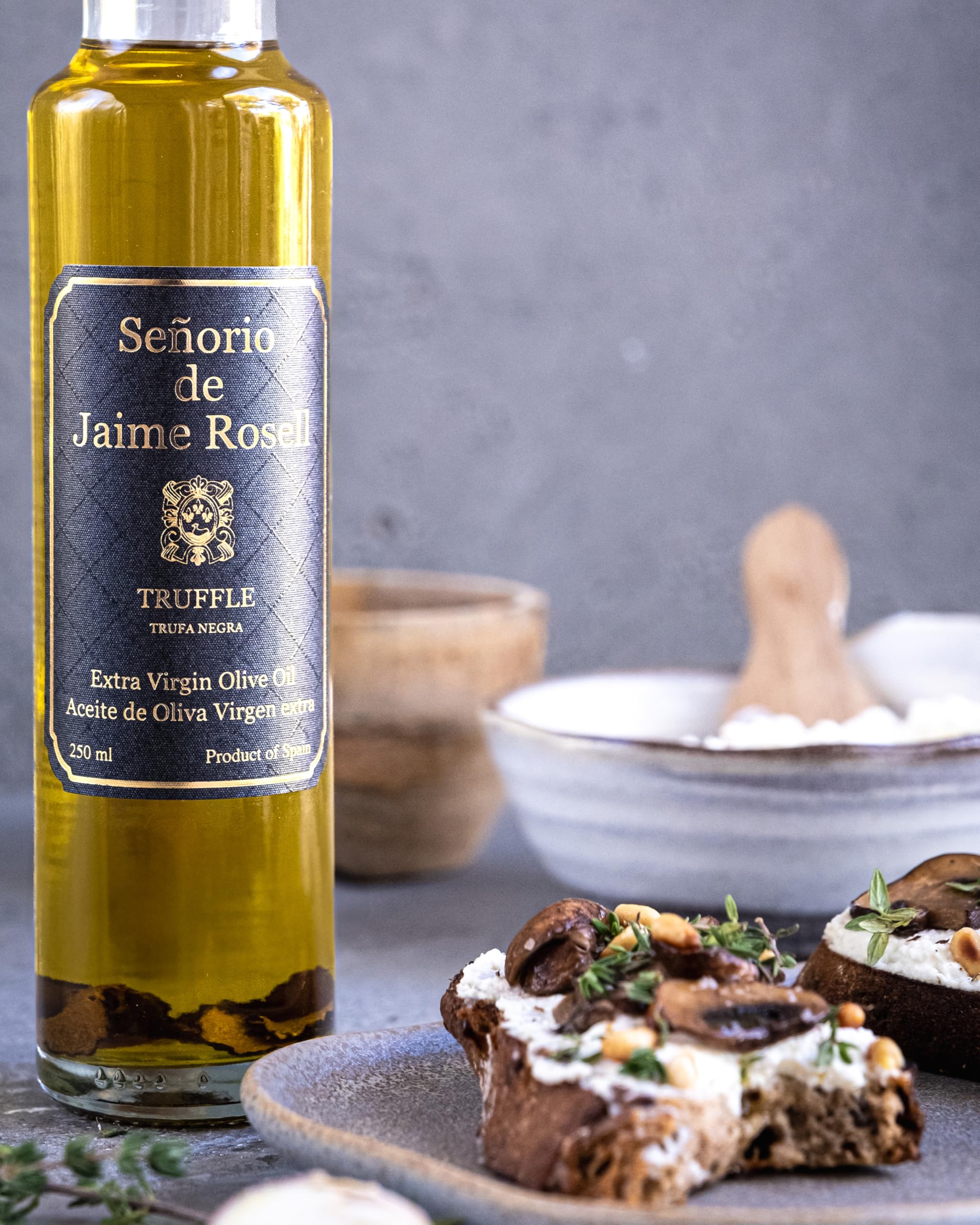 Señorio de Jaime Rosell Trüffelöl aus schwarzem Trüffel und Olivenöl Extra Vergine, 250 ml, 3er-Pack, Spanisches Öl mit echtem schwarzen Trüffel