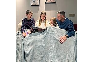 Oversized King Blanket for Ample Warmth and Comfort