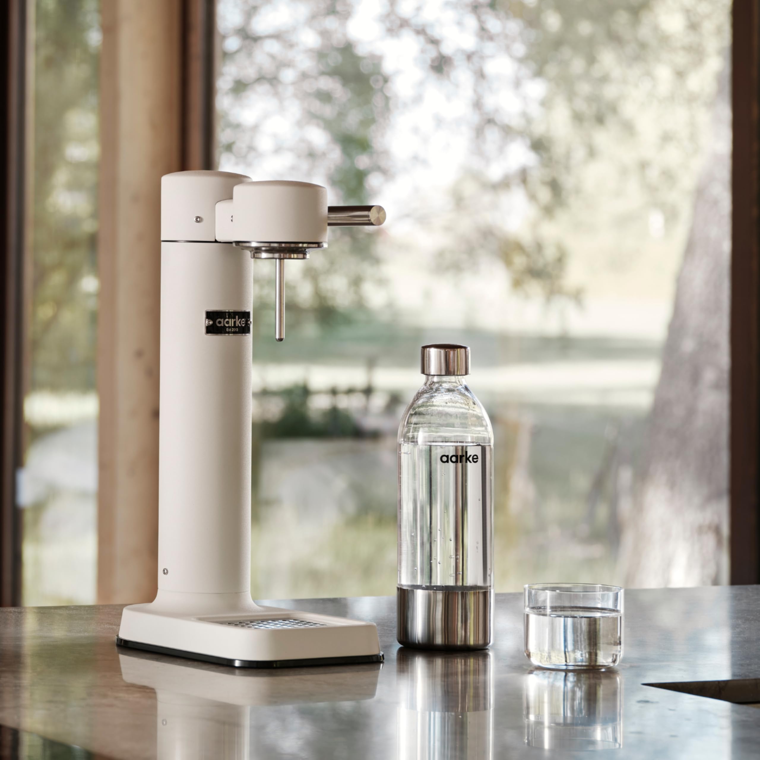 Amazon.com: Aarke Carbonator lll with CO2 Cylinder, Sparkling