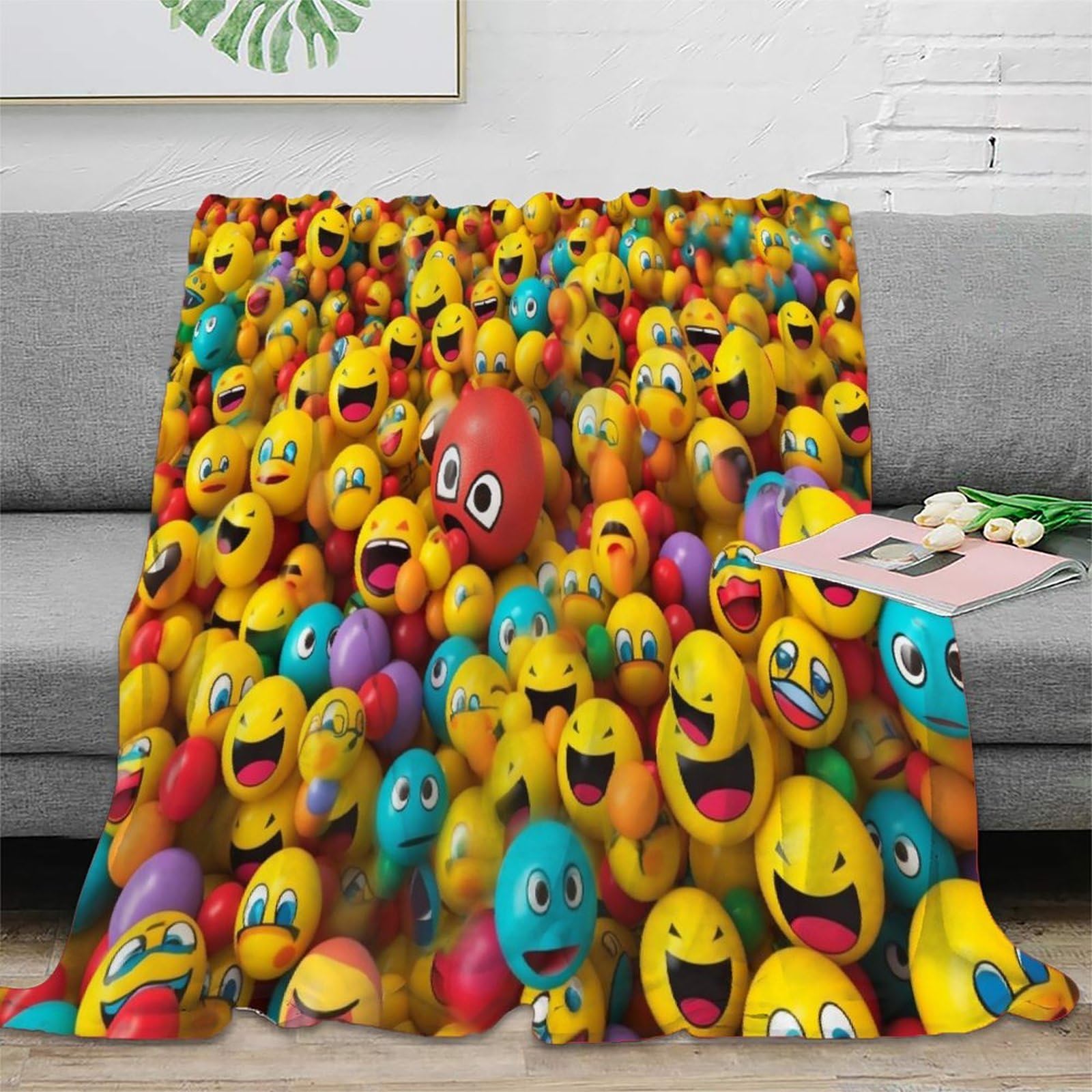 DAFUfbw Premium Sherpa Emoticon Throw Blanket 3D Smiley Face Design Super Soft Cozy Fleece Blankets 40x50inch(100x130cm), Thick Plush Fuzzy Fluffy Lightweight Warm Throw for Couch,Bed,Sofa,Chair