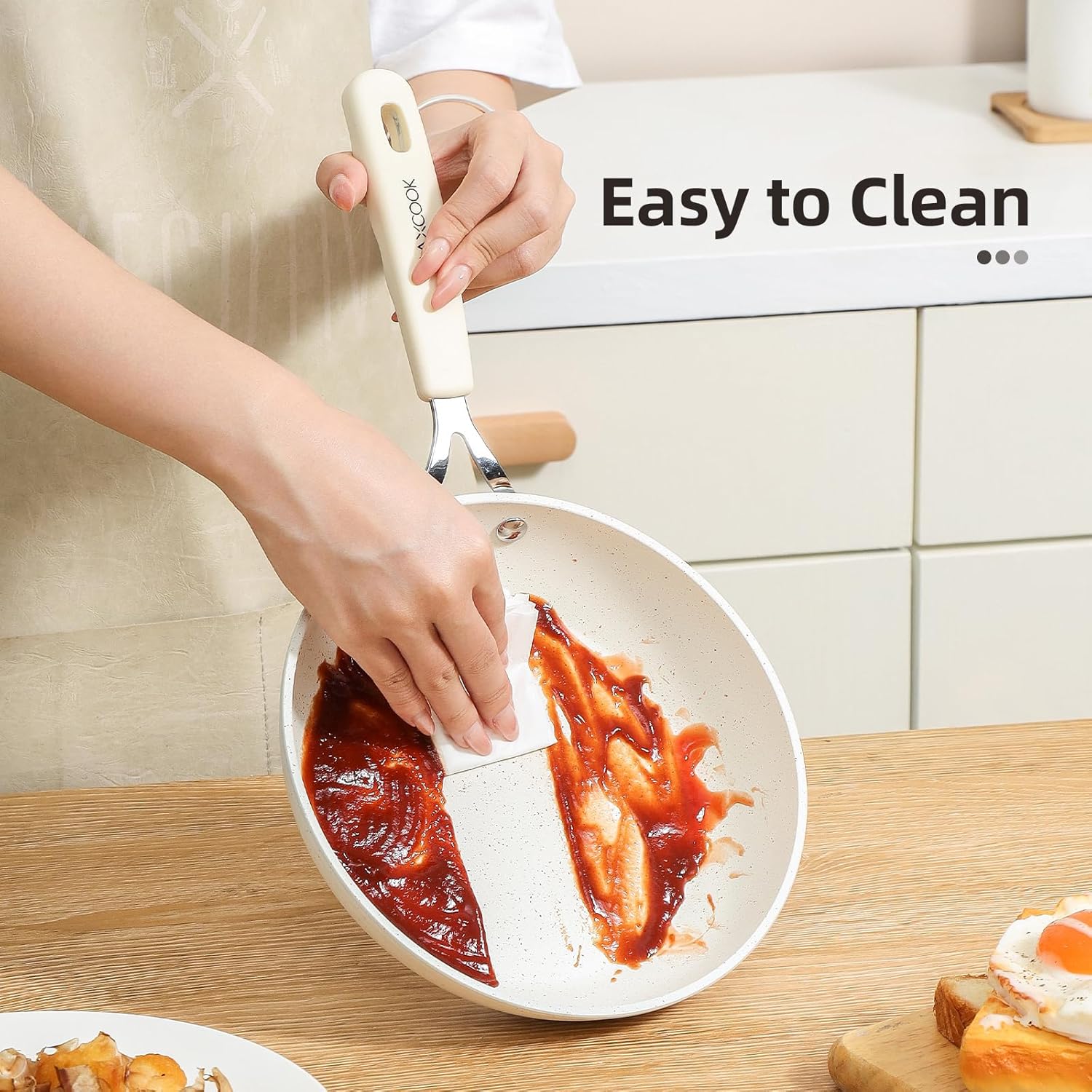 Mini Nonstick Egg Pan, 6.3 Inch Omelet Pan, Small Single Serve Egg Nonstick Skillet, Medical Stone Coating Cookware with Heat-Resistant Handle (16 cm, White) - Image 3