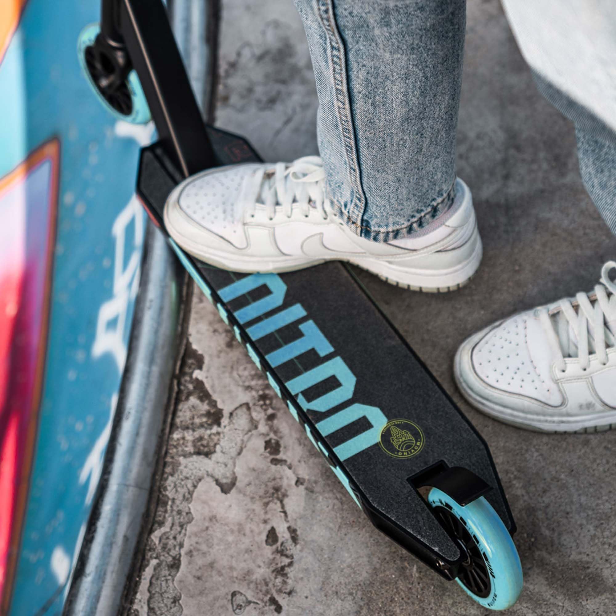 Monopattino Freestyle Movino | Cuscinetti ABEC 9 | Monopattino per bambini resistente alle acrobazie | Pro Stunt Scooter | Ruote da 100 mm | Peso 3,3 kg | Alluminio 6061