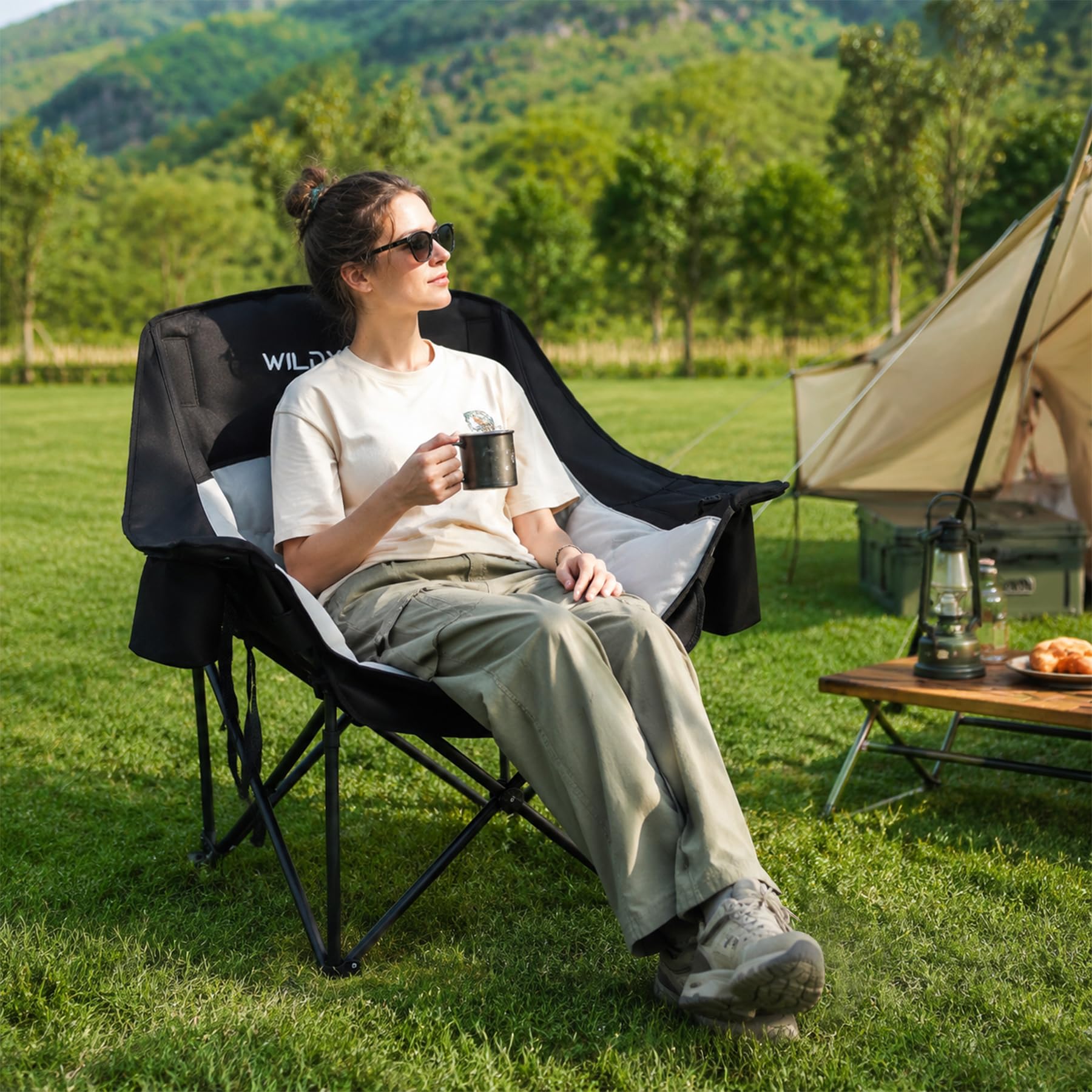Campingstuhl Faltbar XXL mit Lendenkissen, 200kg Belastbar | Klappbar&Tragbar, Hochlehner, 800D Polyester, mit Getränkehalter Kühltasche Tragetasche, für Outdoor Garten Balkon Indoor