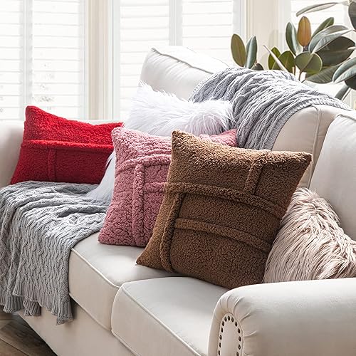 Miniatura 4 de Phantoscope Paquete de 2 fundas de almohada decorativas de sherpa de Navidad, fundas de almohada decorativas de piel sintética y esponjosas, fundas