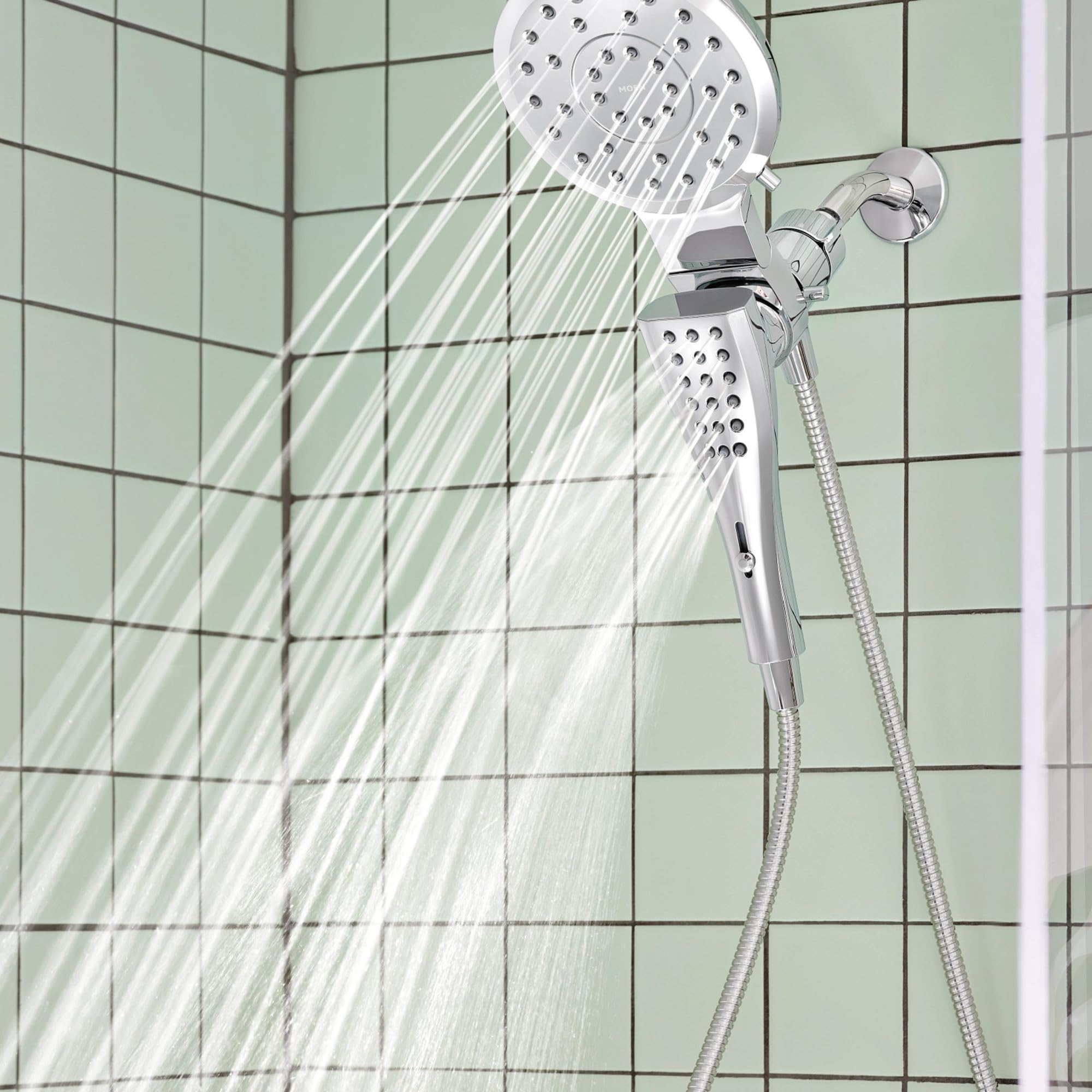 Moen 220C2 Verso Rainshower/Handshower Combinaci n con esfera Infiniti y acoplamiento Magnetix, cromo