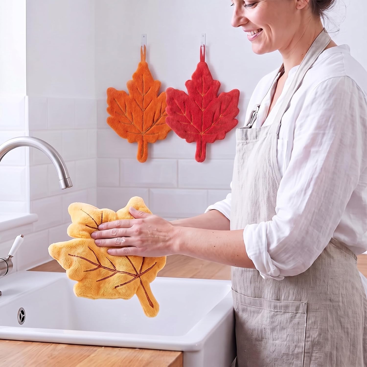 Panelee 3 Pack Fall Maple Leaf Hand Towels with Hanging Hooks