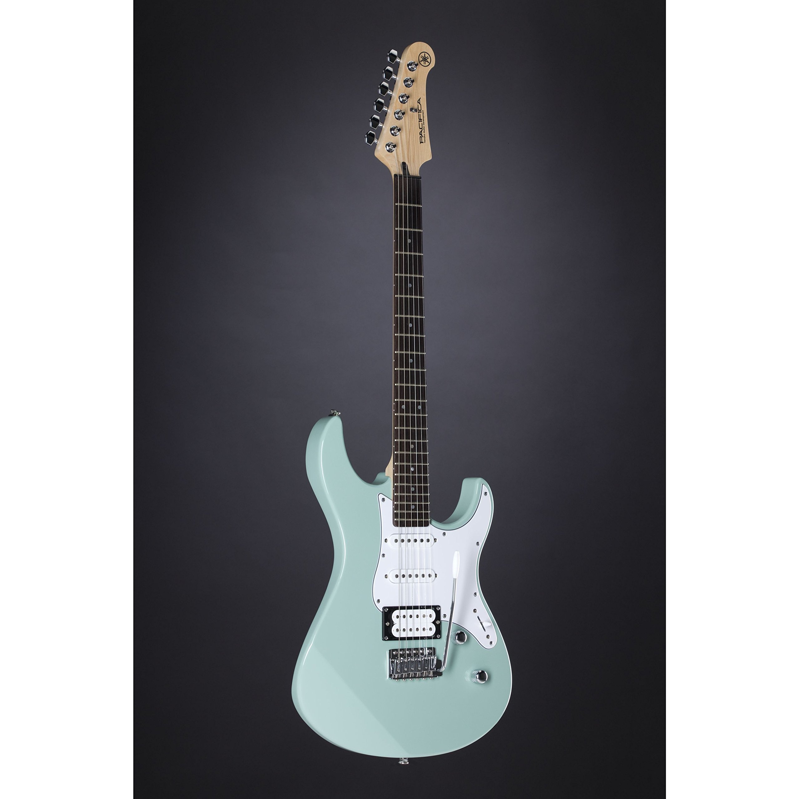 Yamaha Pacifica 112V Chitarra Elettrica - Chitarra di Alta Qualità per Principianti dal Design Elegante - Suono Versatile grazie al Selettore Pickup a 5 Posizioni, Blu Chiaro