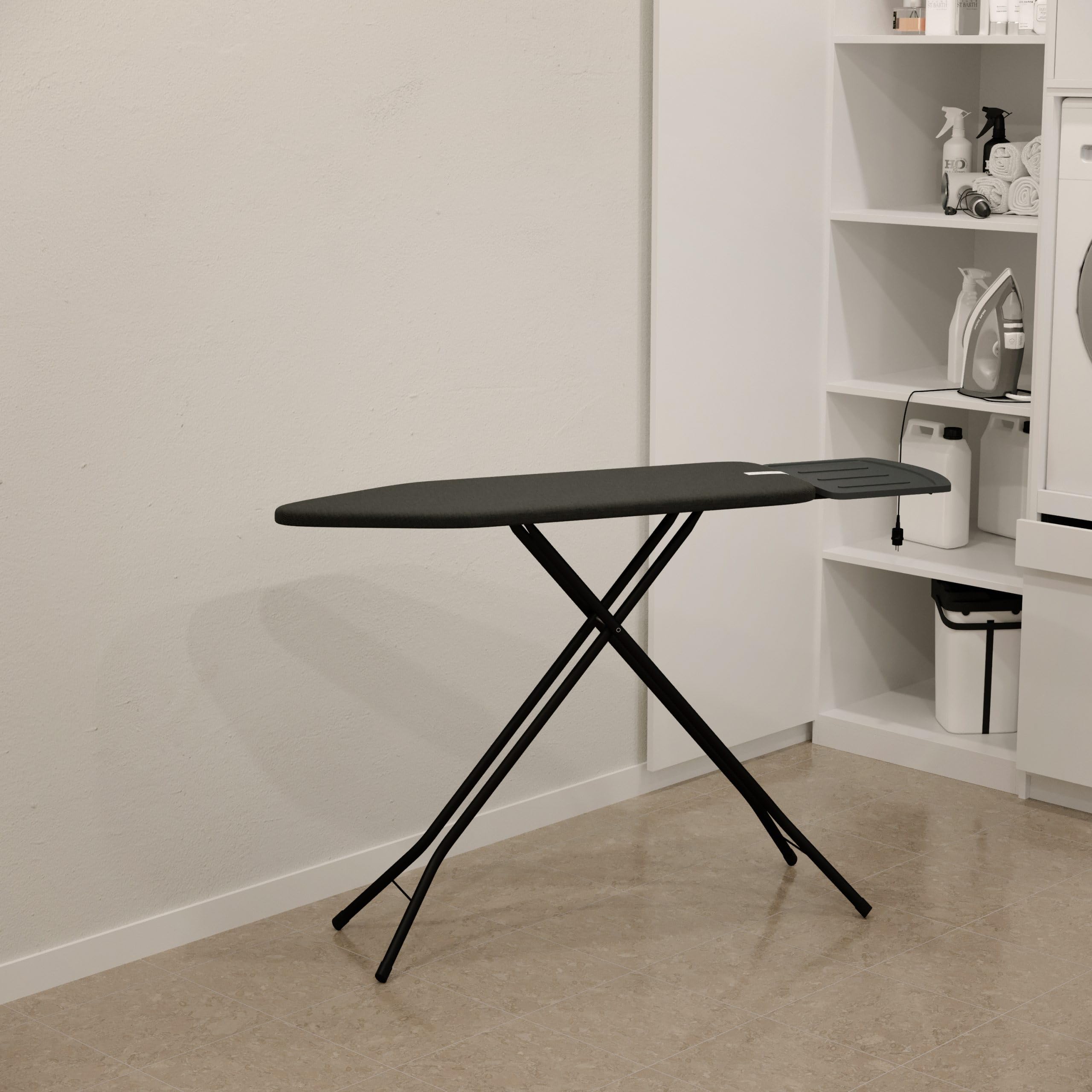 Bügelbrett – Mit Dampfbügelstation-Ablage – 122x38 cm – Stabil und standfest – Höhenverstellbar – Luxuriöses Bügelerlebnis – Farbe: Schwarz